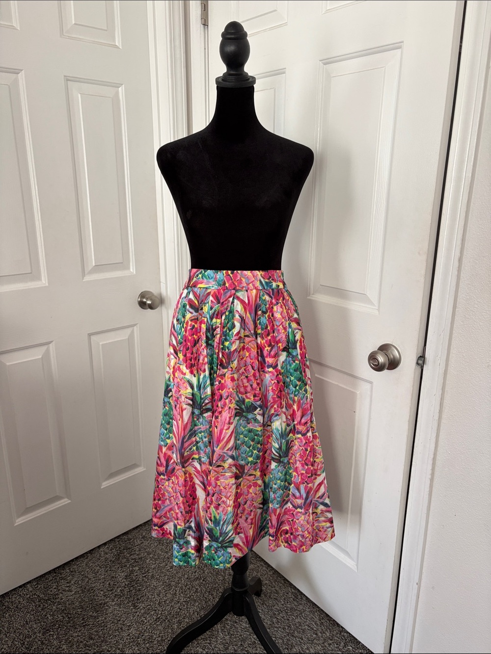 J.Crew NWOT A-line Midi Skirt in the "Ratti Painted Pineapple.”